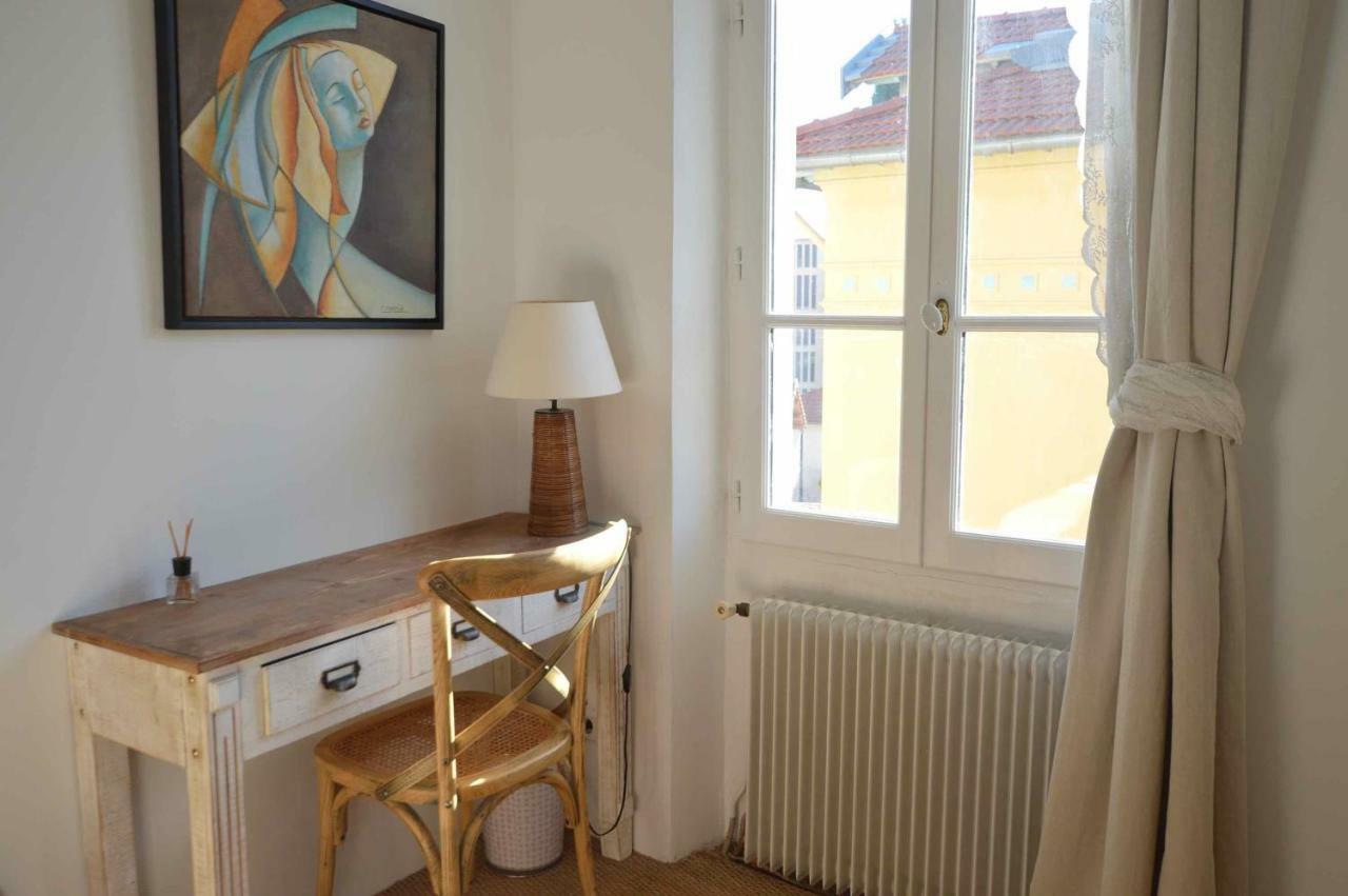 Aux 3 Lits Qui Chantent - Au Village Vence Exteriér fotografie